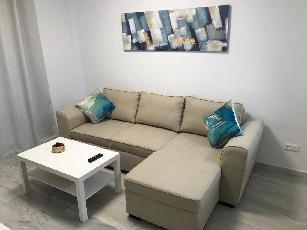 Posedenie v ubytovaní Apartamentos Laguna Beach 2