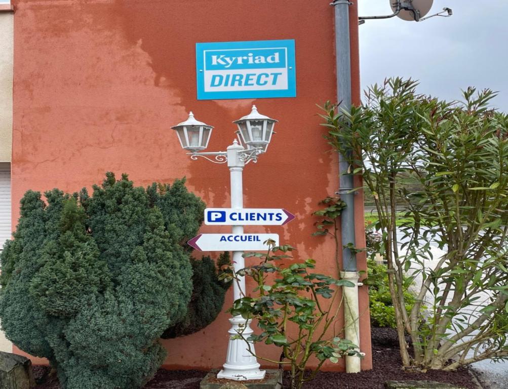Certifikát, hodnocení, plakát nebo jiný dokument vystavený v ubytování Kyriad Direct Limoges Nord