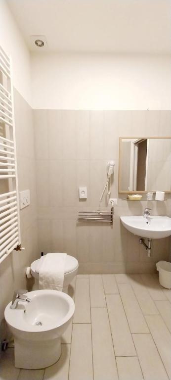 Łazienka w obiekcie Hotel Brotas