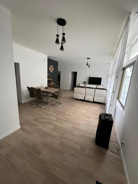 Suitetrails - Appartement T4 140 m2 spacieux et calme pour 8 personnes