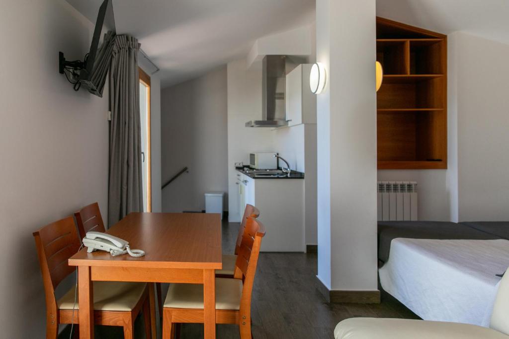Kuchyňa alebo kuchynka v ubytovaní Aparthotel Cal Marçal