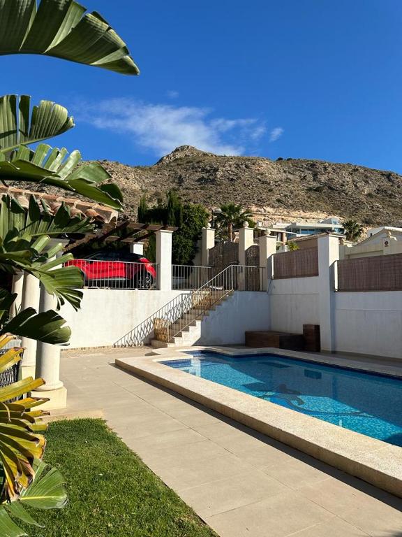VILLA SIERRA CORTINA VISTAS AL MAR, Alicante – Updated 2023 ...