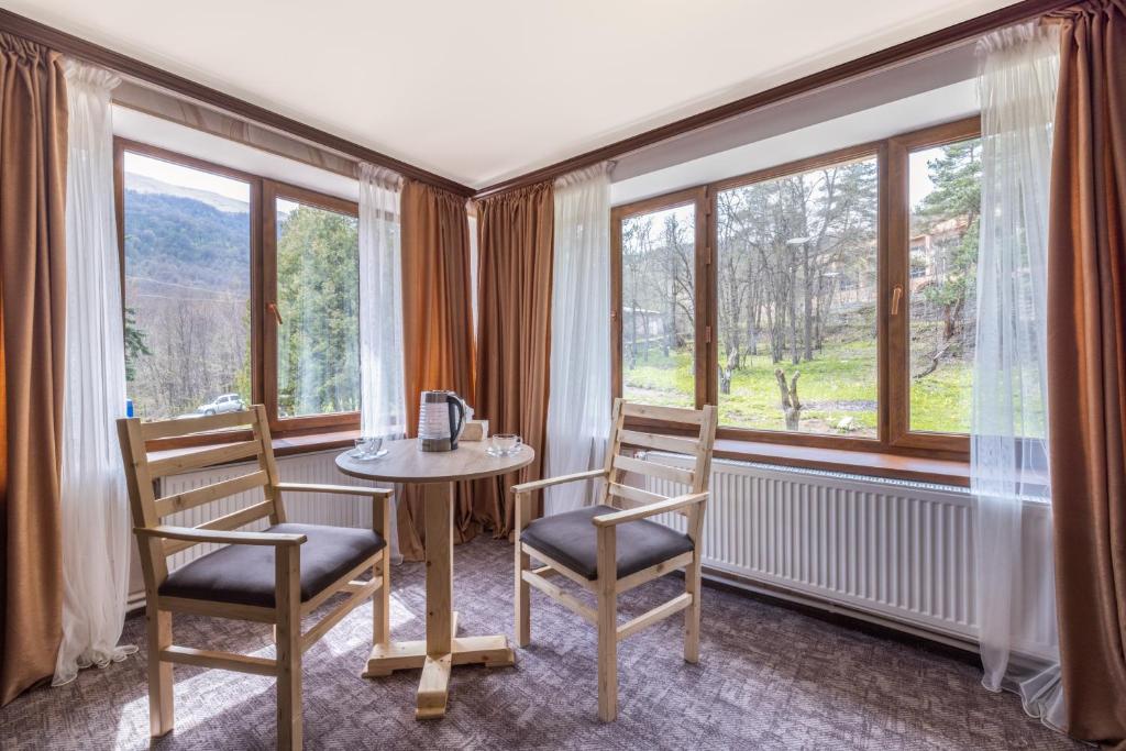 Posezení v ubytování Kompozitor Hotel Dilijan
