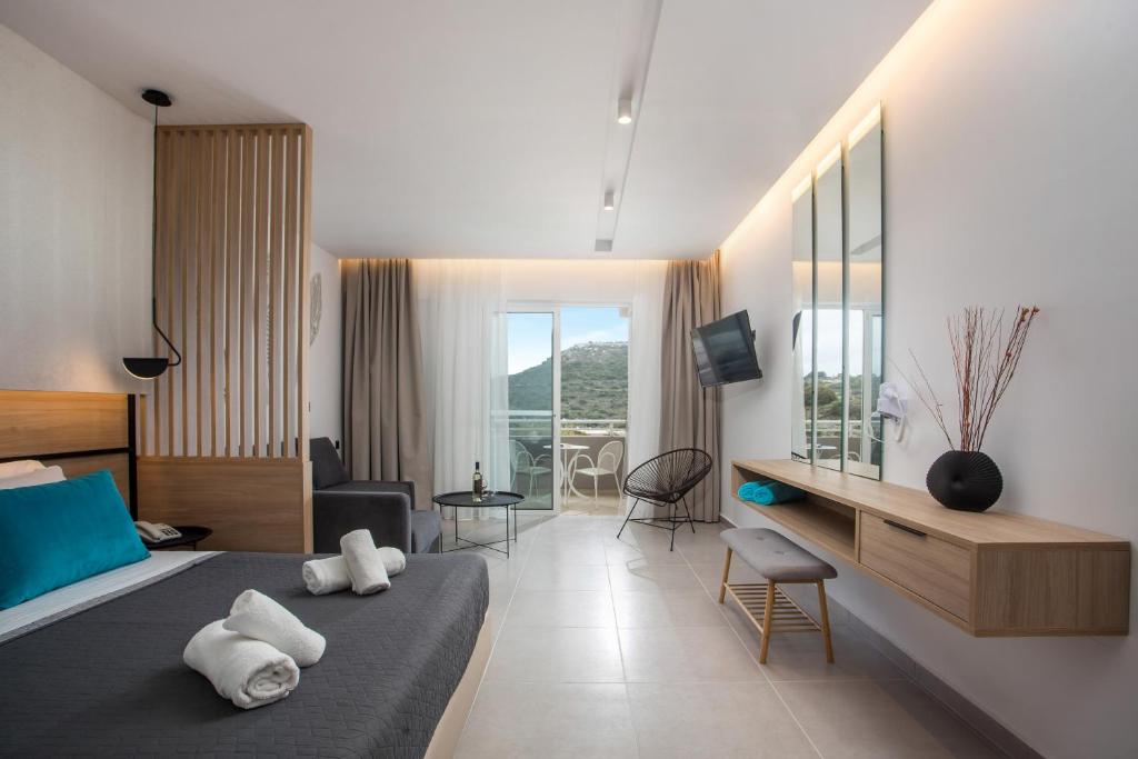 Zoes Hotel & Suites - 9