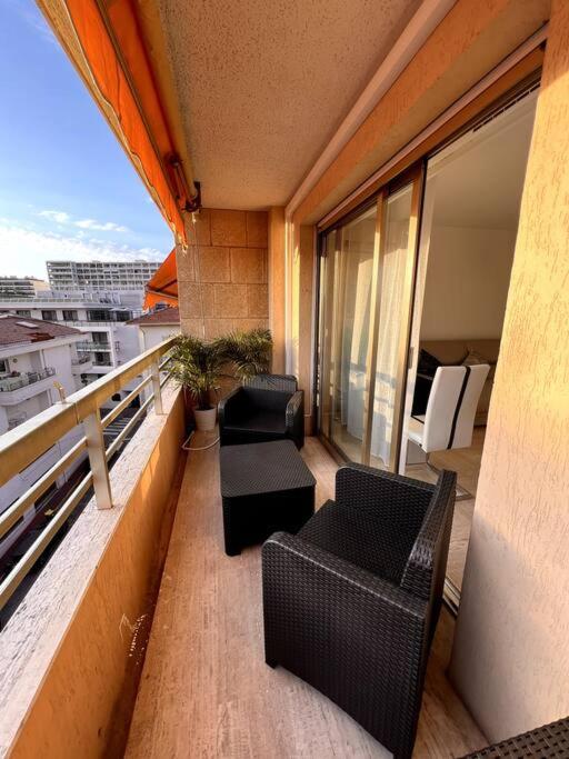 Fotografia z galérie ubytovania Charmant appartement neuf proche Centre. v Cannes
