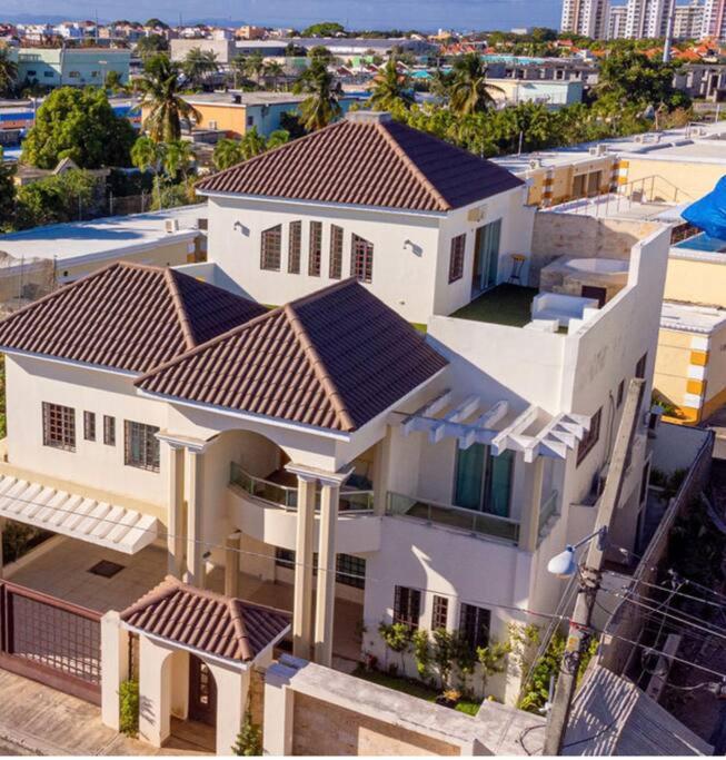 Luxury, Classy Private House In Santo Domingo, Juan López (updated