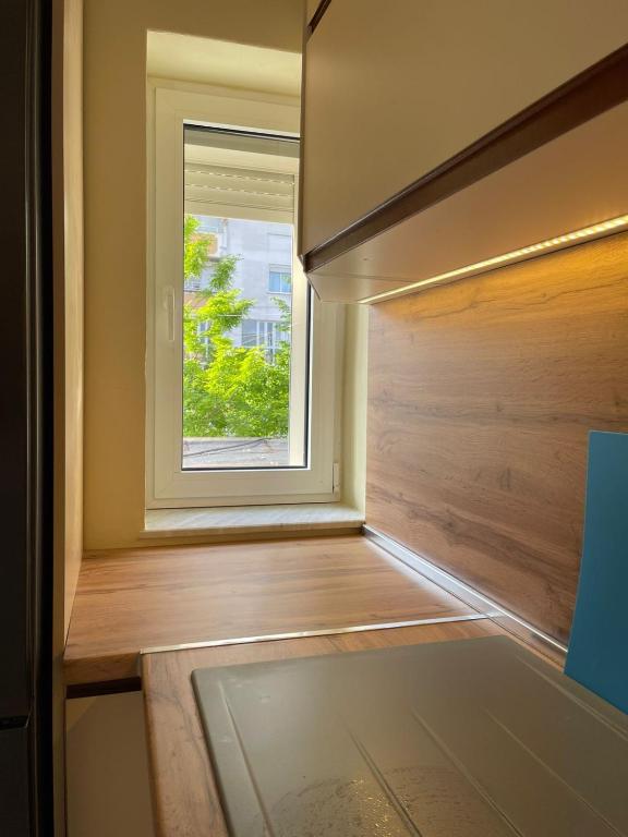 ThePlaceForYou Central Apt - Image 7