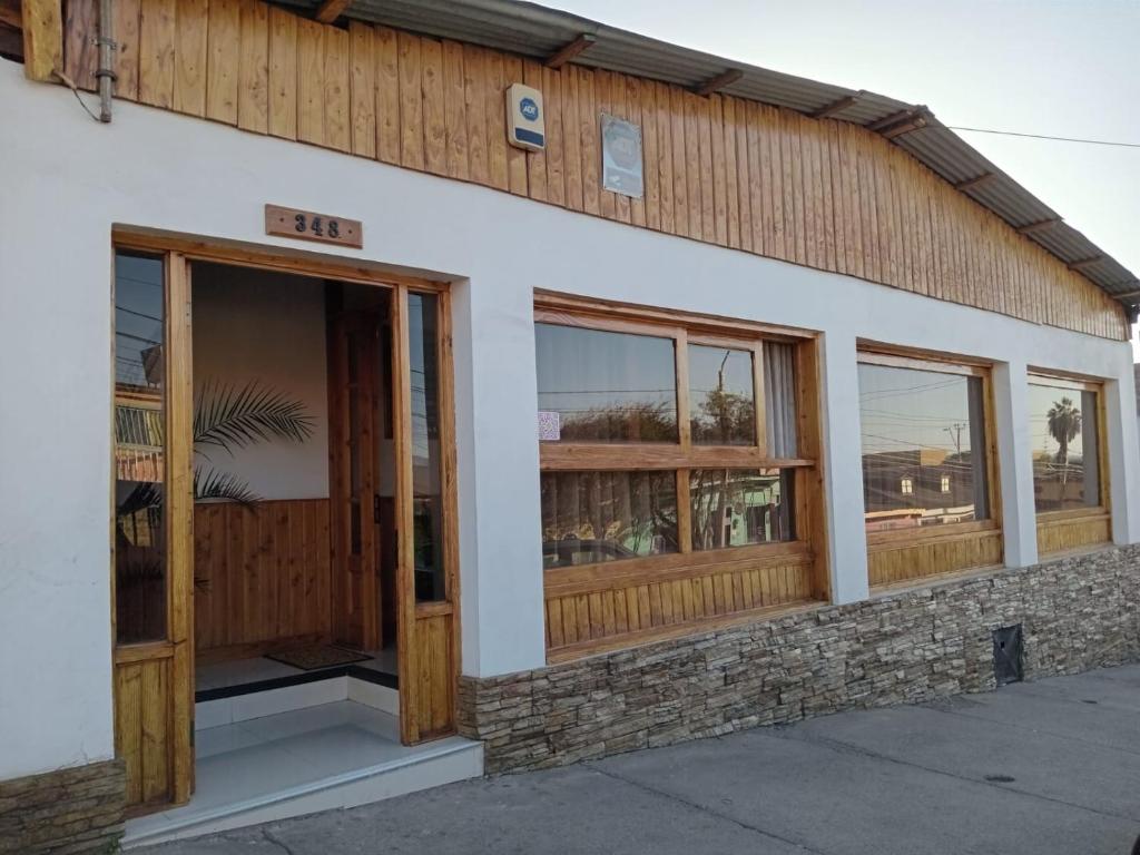 Hostal Pikun - Housity