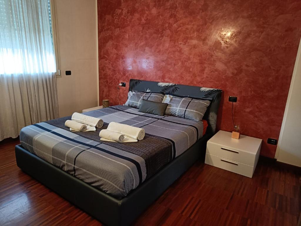 Double room private bathroom Bocconi Prada IED