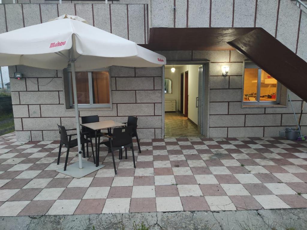 Restaurace v ubytování Vivienda a pie de playa