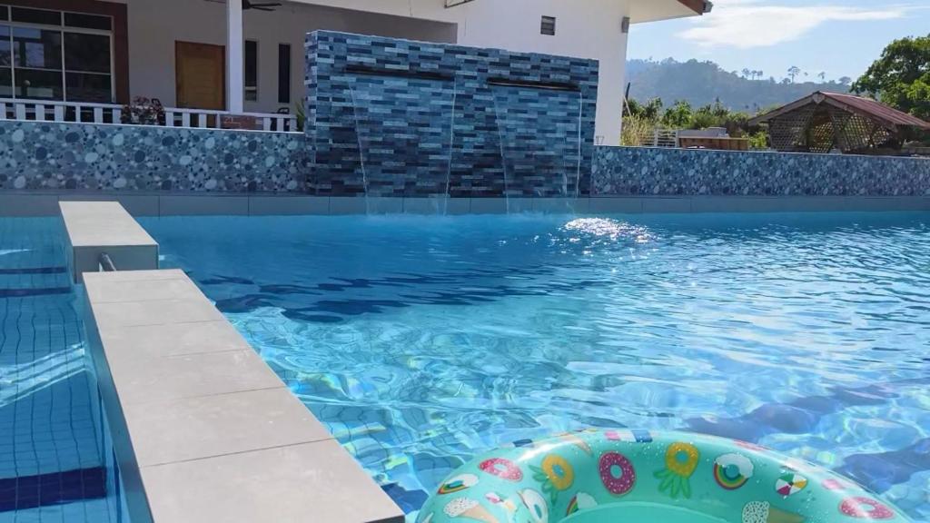 Bazén v ubytování The Nutshell Chalet Langkawi nebo v jeho okolí