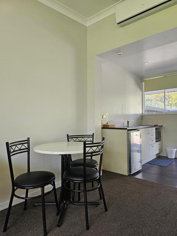 The Avenue - Resim 29