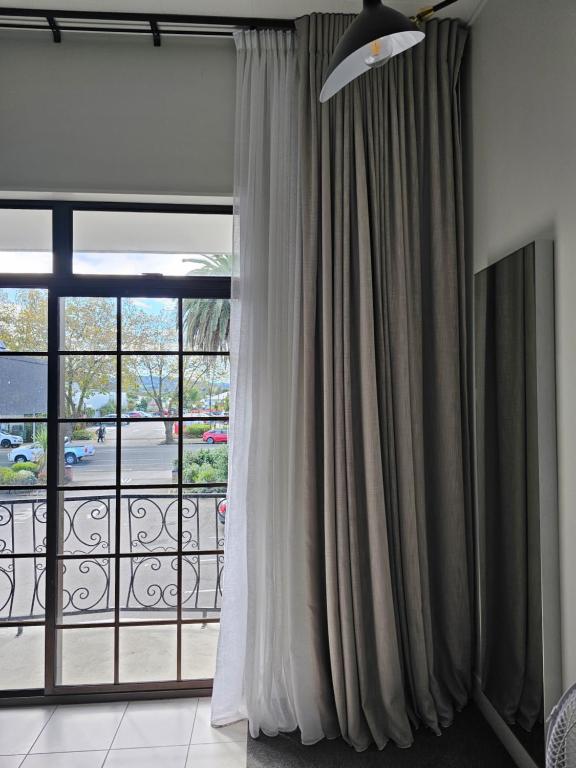 The Avenue - Resim 33