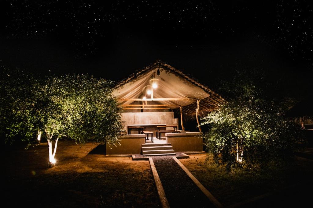 Zahrada ubytování Yala Wild Hut - Yala