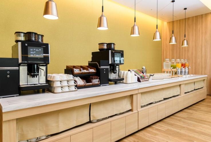 Kuchyň nebo kuchyňský kout v ubytování HOTEL OLE INN
