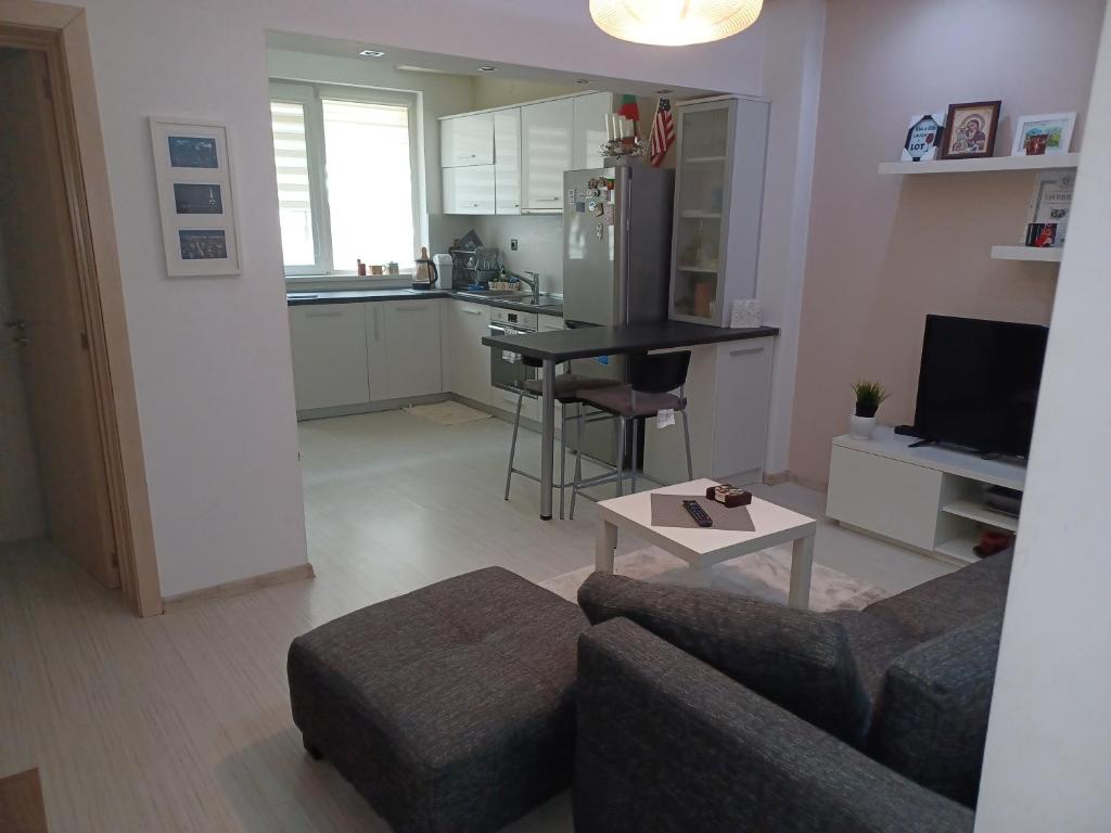 Апартамент за гости Рамона Севлиево 2-спални apartment two bedrooms Sevlievo