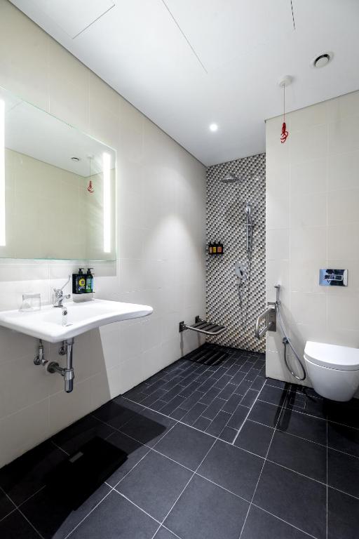 Ink Hotel - Resim 33