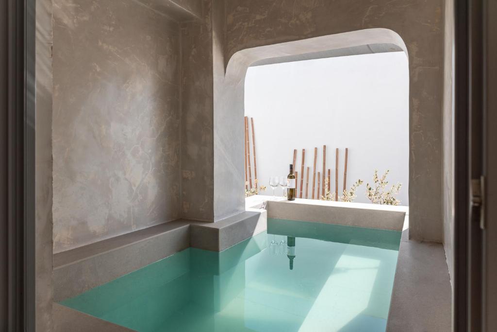 Almyra Oia Suites - Suite De Firma Con Bañera