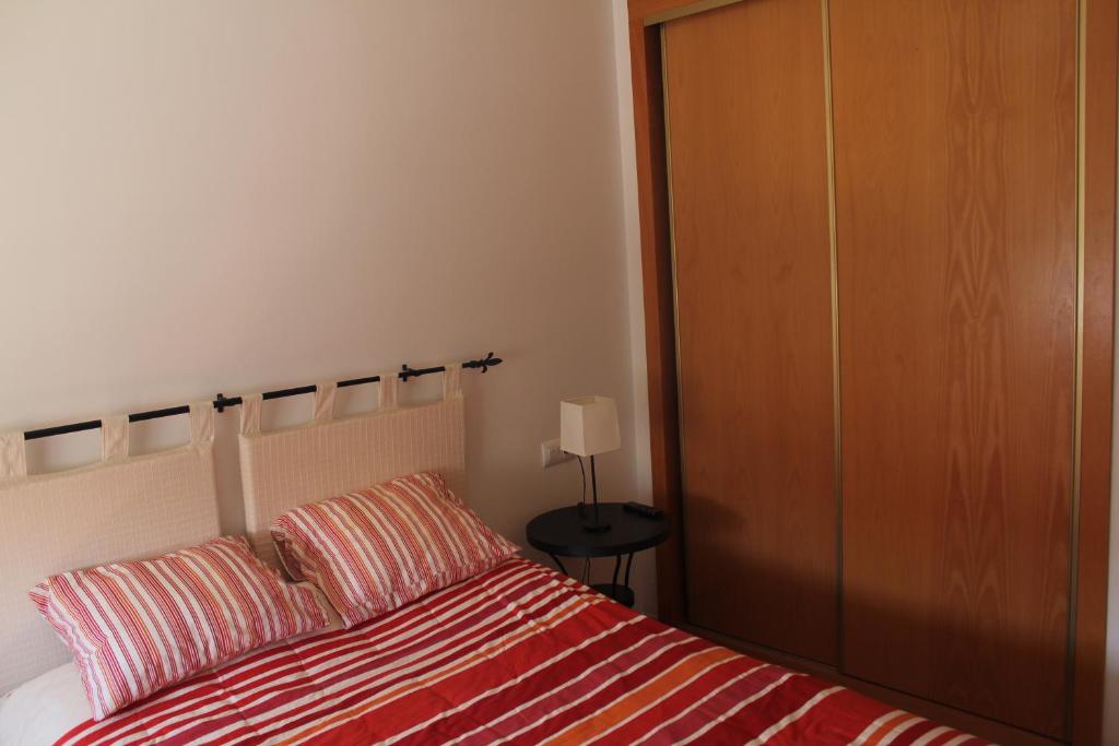 Posteľ alebo postele v izbe v ubytovaní Apartamento en Vera Playa