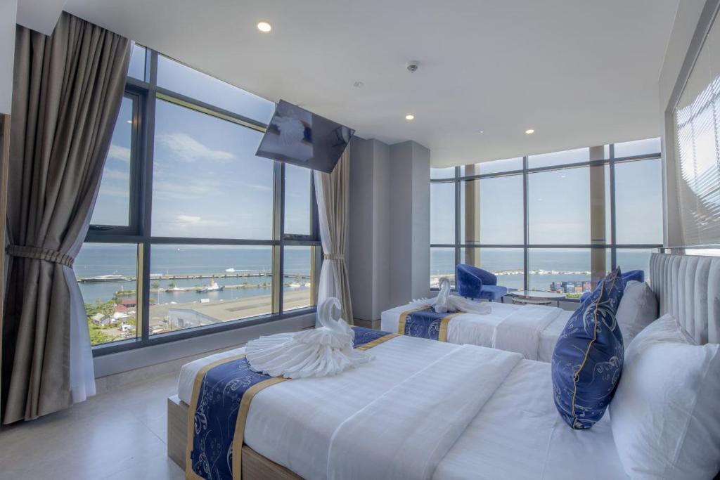 Seascape Palace Hotel 5