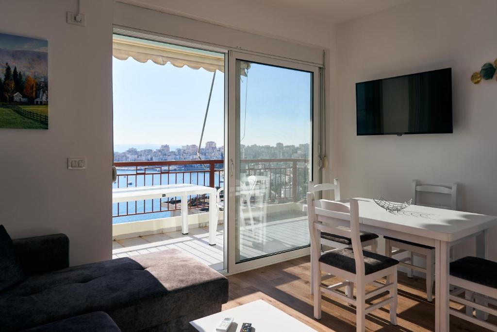 Central Beach Apartment