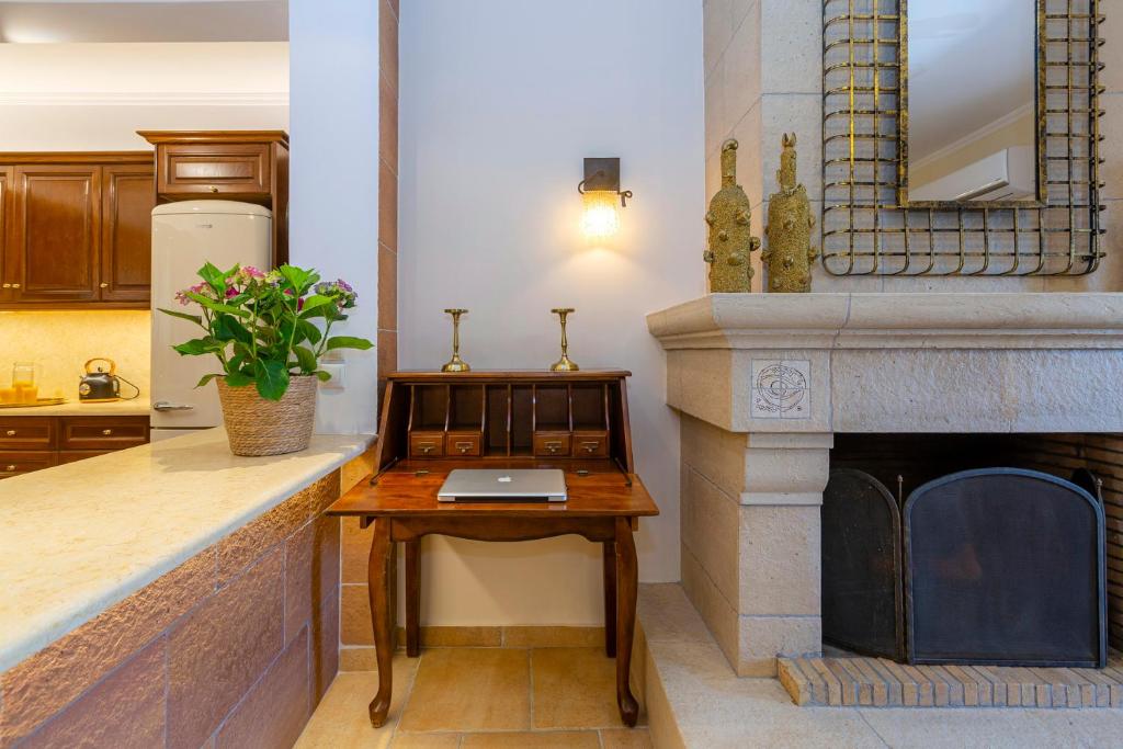 Fotografie z fotogalerie ubytování Solaris Methea- Luxury Central Villa by the Castle v destinaci Kassiopi