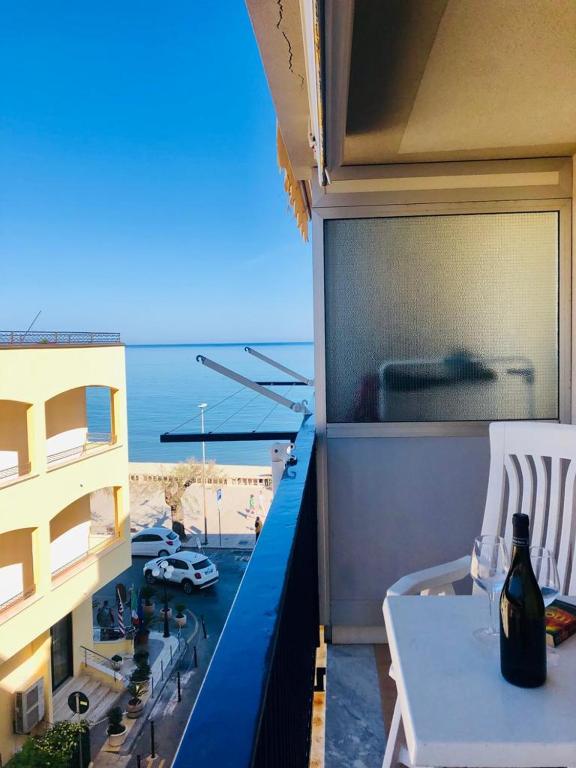 Lungomare Apartment