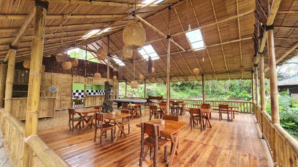 Restaurace v ubytování Rimba eco Resort