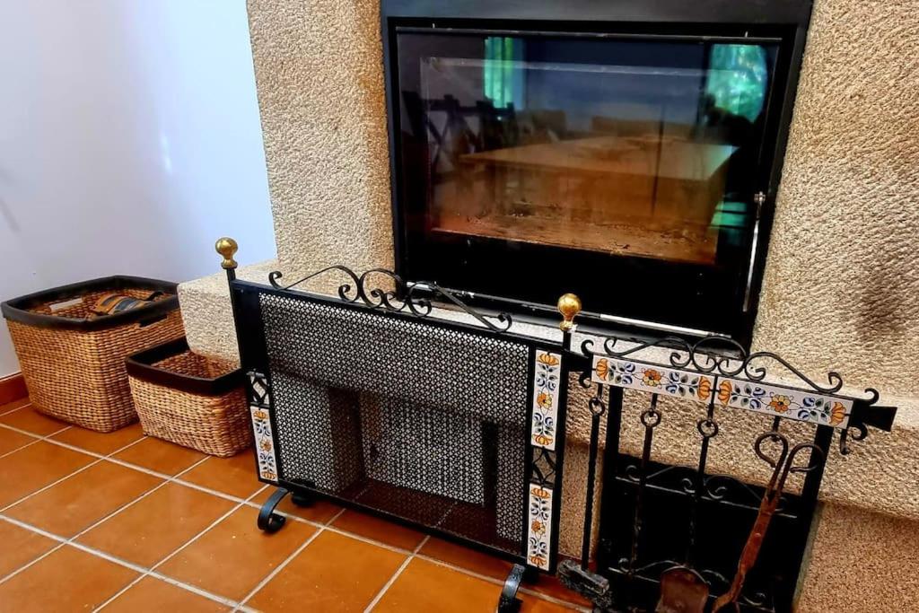 TV a/nebo společenská místnost v ubytování Casa MATRIA