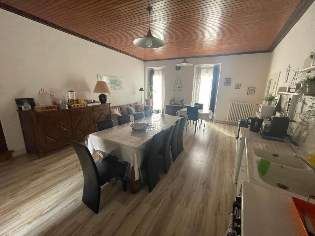Posezení v ubytování Gîte:"sur le chemin"