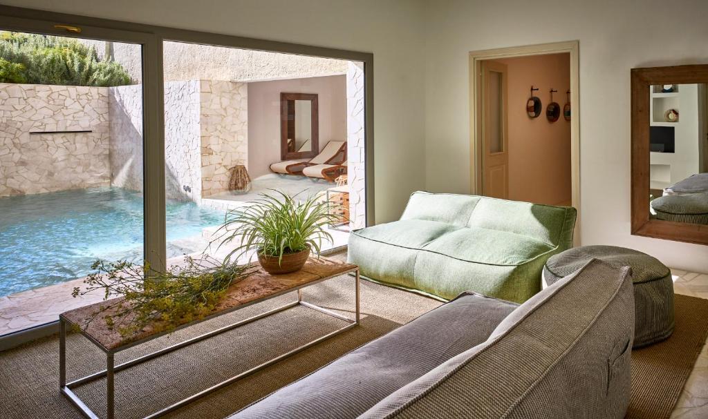 Część wypoczynkowa w obiekcie Cascioni Eco Retreat