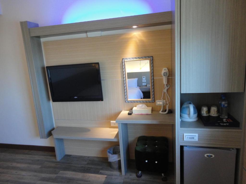 Kuchyň nebo kuchyňský kout v ubytování Royal Hotel