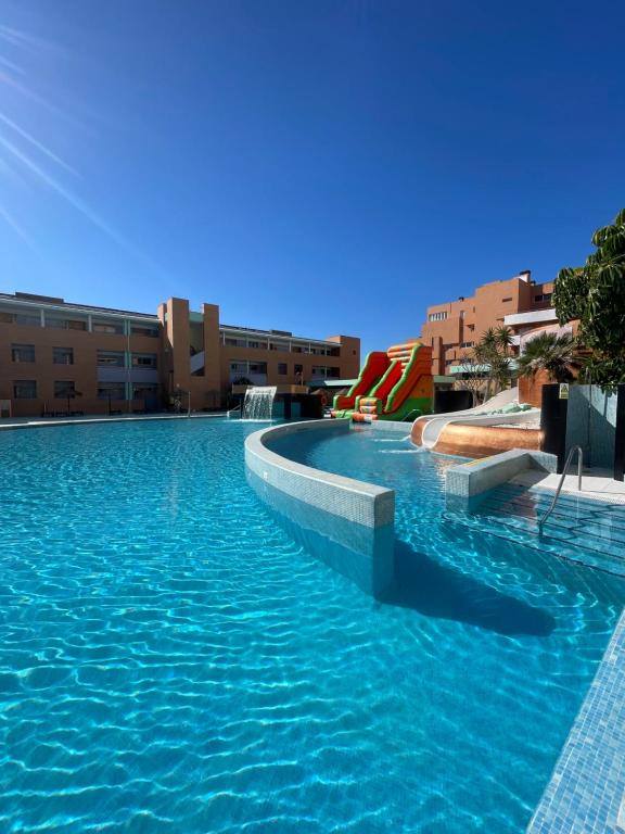 Basen w obiekcie Hotel Neptuno by ON Hotels Group lub w pobliżu