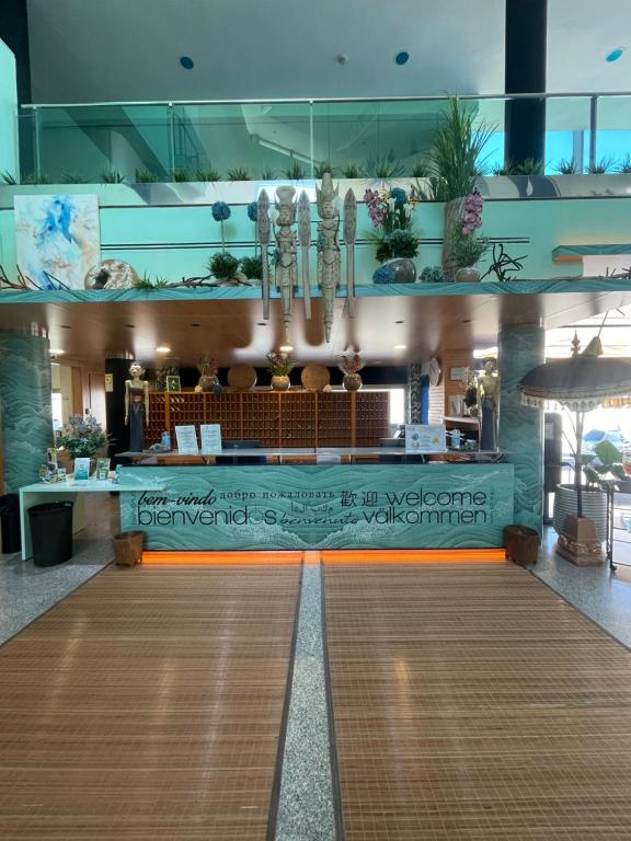 Restauracja lub miejsce do jedzenia w obiekcie Hotel Neptuno by ON Hotels Group