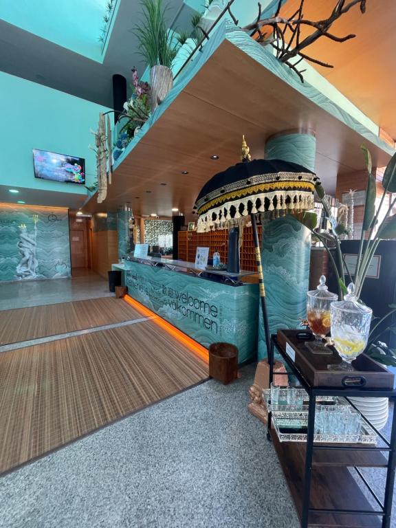 Basen w obiekcie Hotel Neptuno by ON Hotels Group lub w pobliżu