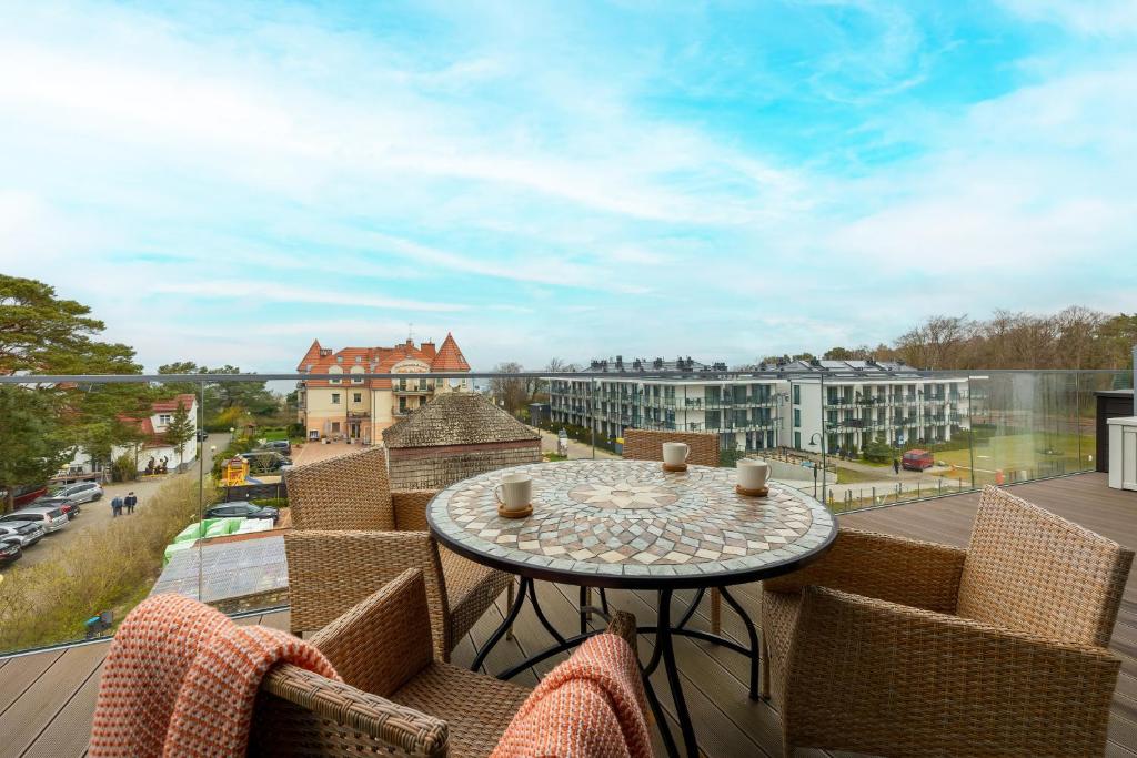 Balkon lub taras w obiekcie Sea&Sky View Apartment Par La Mer