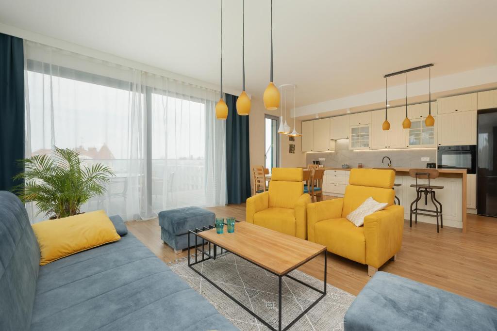 Część wypoczynkowa w obiekcie Sea&Sky View Apartment Par La Mer