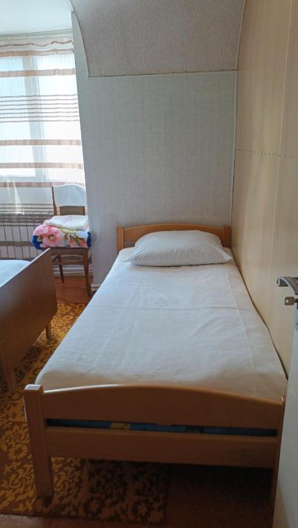 Postel nebo postele na pokoji v ubytování Arman Guest House