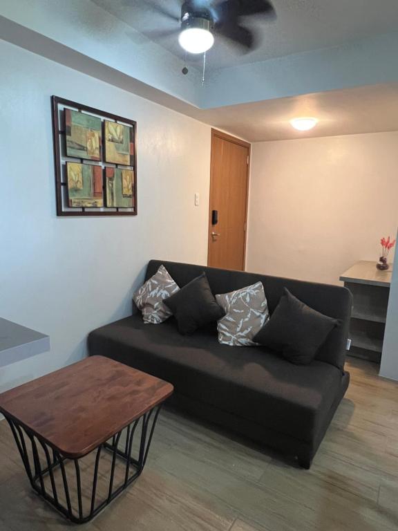 CozyVilla at Pine Suites Tagaytay 2BR or Studio with FREE PARKING - 两居室别墅