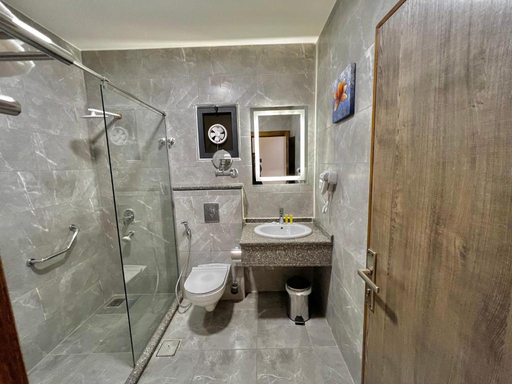Sky Hotel - Üç Kişilik Oda
