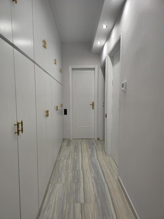 Fotografia z galérie ubytovania Modern Garden View Apt in Voula, Athens - Luxe v Aténach