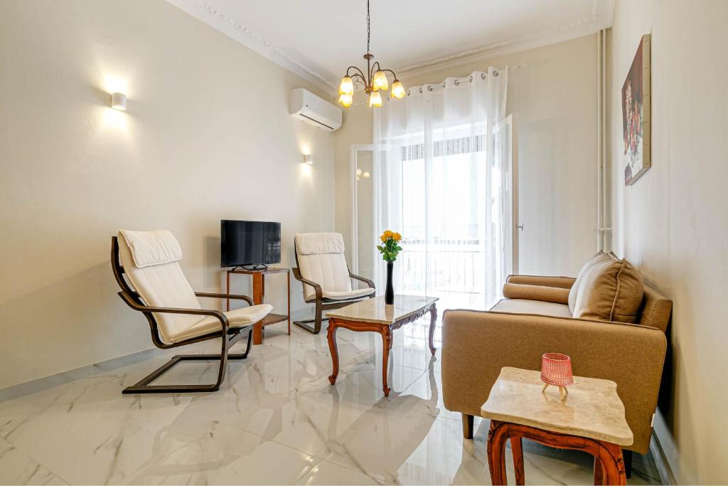 A television and/or entertainment centre at Sweet Cocoon