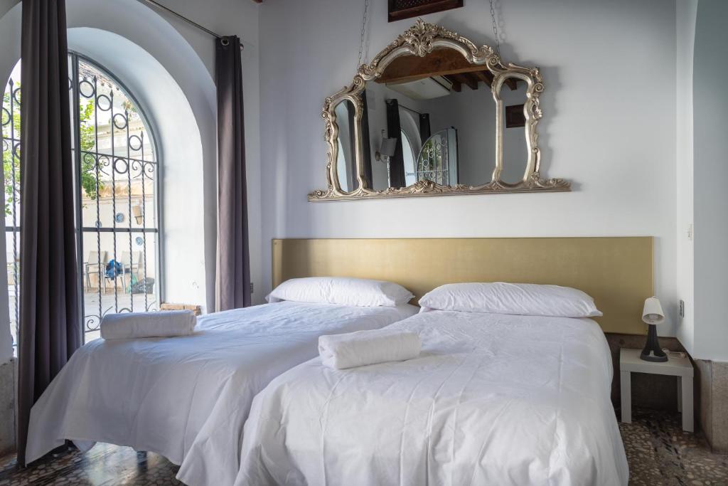 Fotografie z fotogalerie ubytování Casa con Piscina, barbacoa y jardín para 20 personas v destinaci Granada