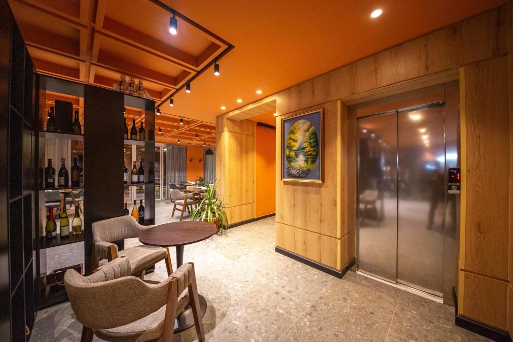 Fotografie z fotogalerie ubytování Azure Inn Hotel v destinaci Sarandë