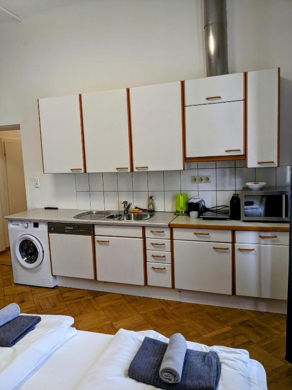 Kuchyňa alebo kuchynka v ubytovaní 109 Apartment Bergner 4-8 Pers 68m2