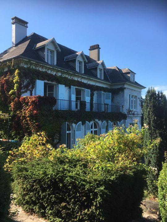 Zdjęcie z galerii obiektu Villa Biscondau w mieście Oloron-Sainte-Marie