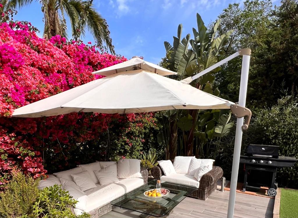 Vonkajšia záhrada v ubytovaní Little Paradise close to La Sala in Puerto Banus / quiet