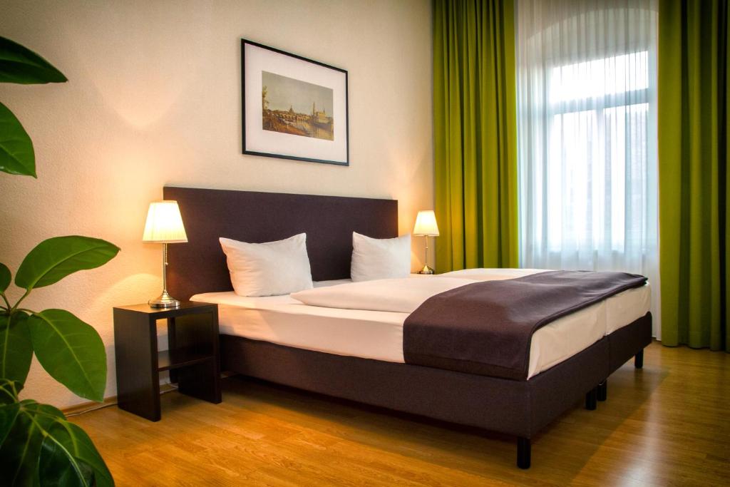 Aparthotel am Zwinger - Resim 8