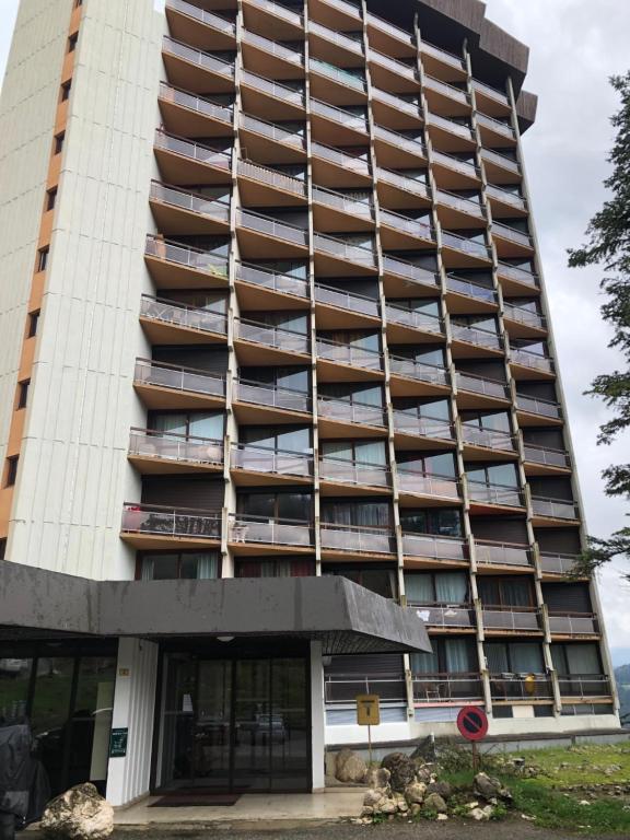 Budova, v ktorej sa apartmán nachádza