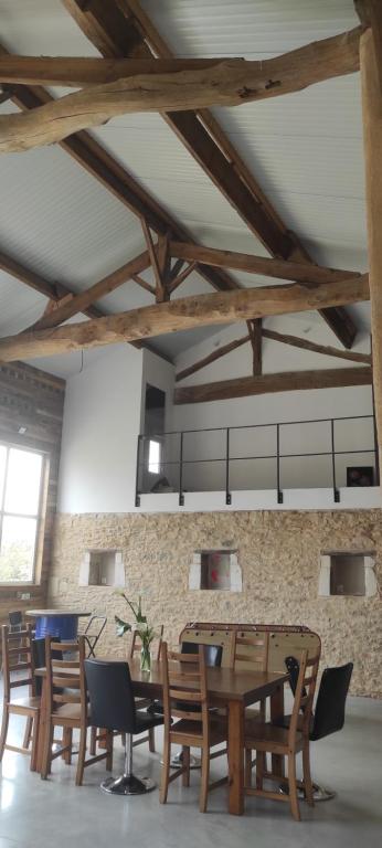 Zdjęcie z galerii obiektu Magnifique Grange Entièrement Rénovée w mieście Marcillac